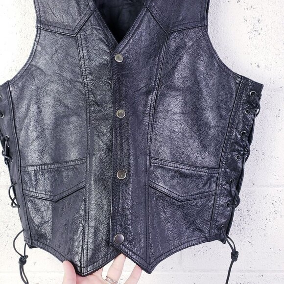 Vintage 90s y2k Black Leather Snap Front Vest Lace Up Sides V-Neck Men's SIze 44 - Picture 3 of 11